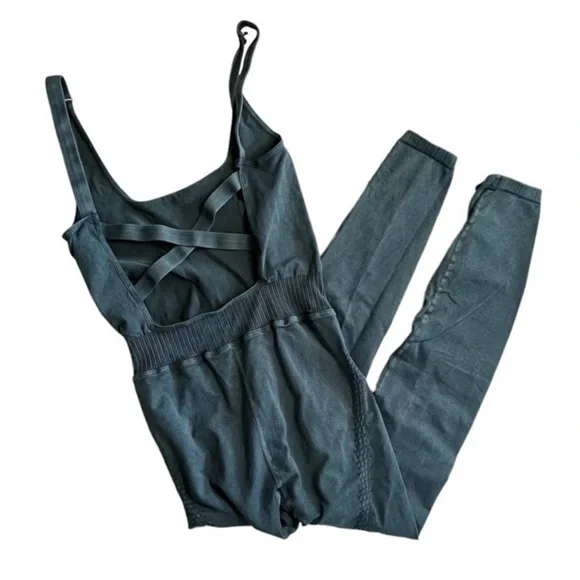 Free People Good Karma Onesie: Shark Size Medium/Large. NWOT. - Picture 7 of 7